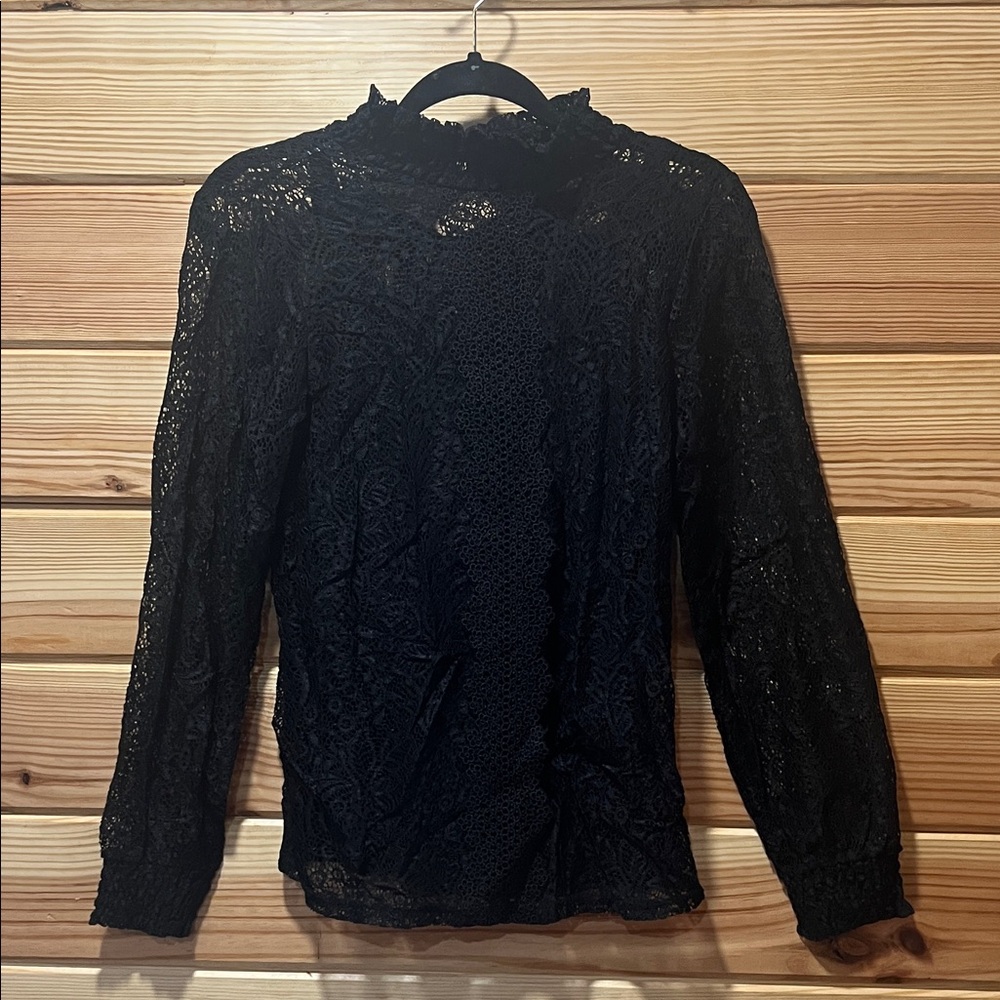 Cable & Gauge Elegant Black Lace Top